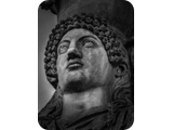 erma con busto femminile (particolare)